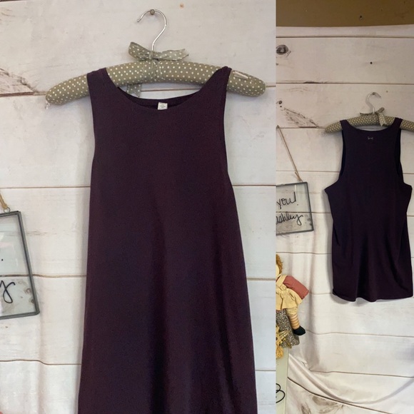 Under Armour; Plum; Tank Top; Athletic Shirt; L - Picture 7 of 7